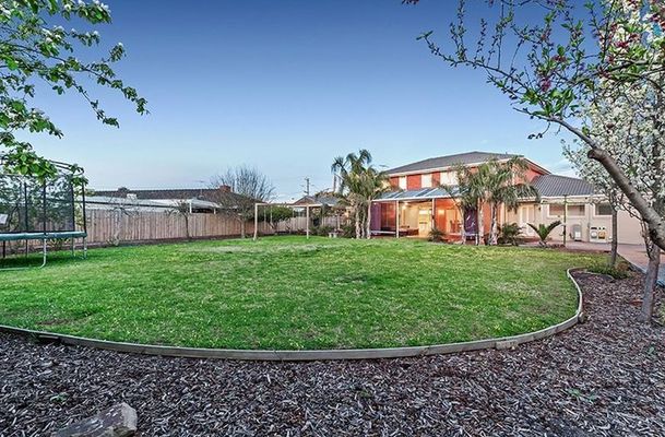25 Glencairn Drive, Greenvale