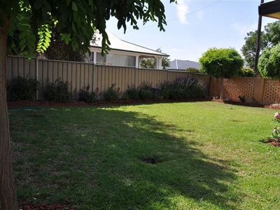 7 Queen Street, Forbes