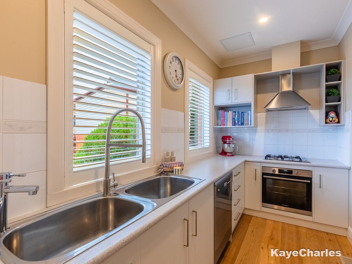 9 Royal Crescent, Beaconsfield