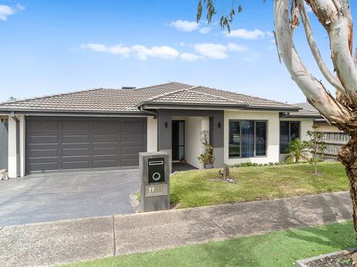 11 Belvista Way, Botanic Ridge