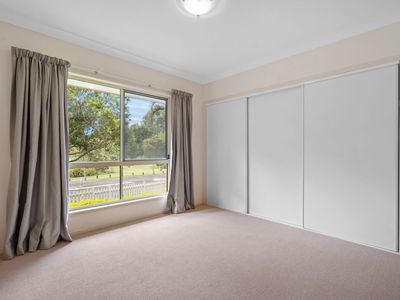 1 Butler Place, Redland Bay