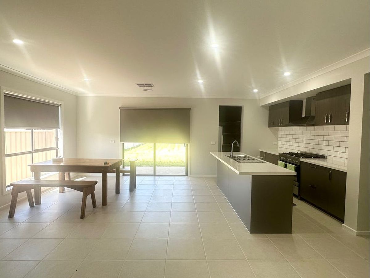 37 Simkins Drive, Benalla