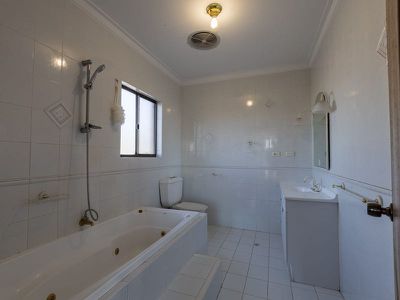 25 Liverpool Street , Shoalwater