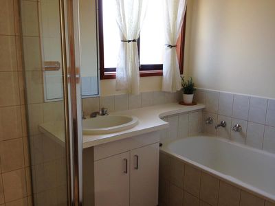 Unit 2 / 163 Rosella Avenue, Werribee