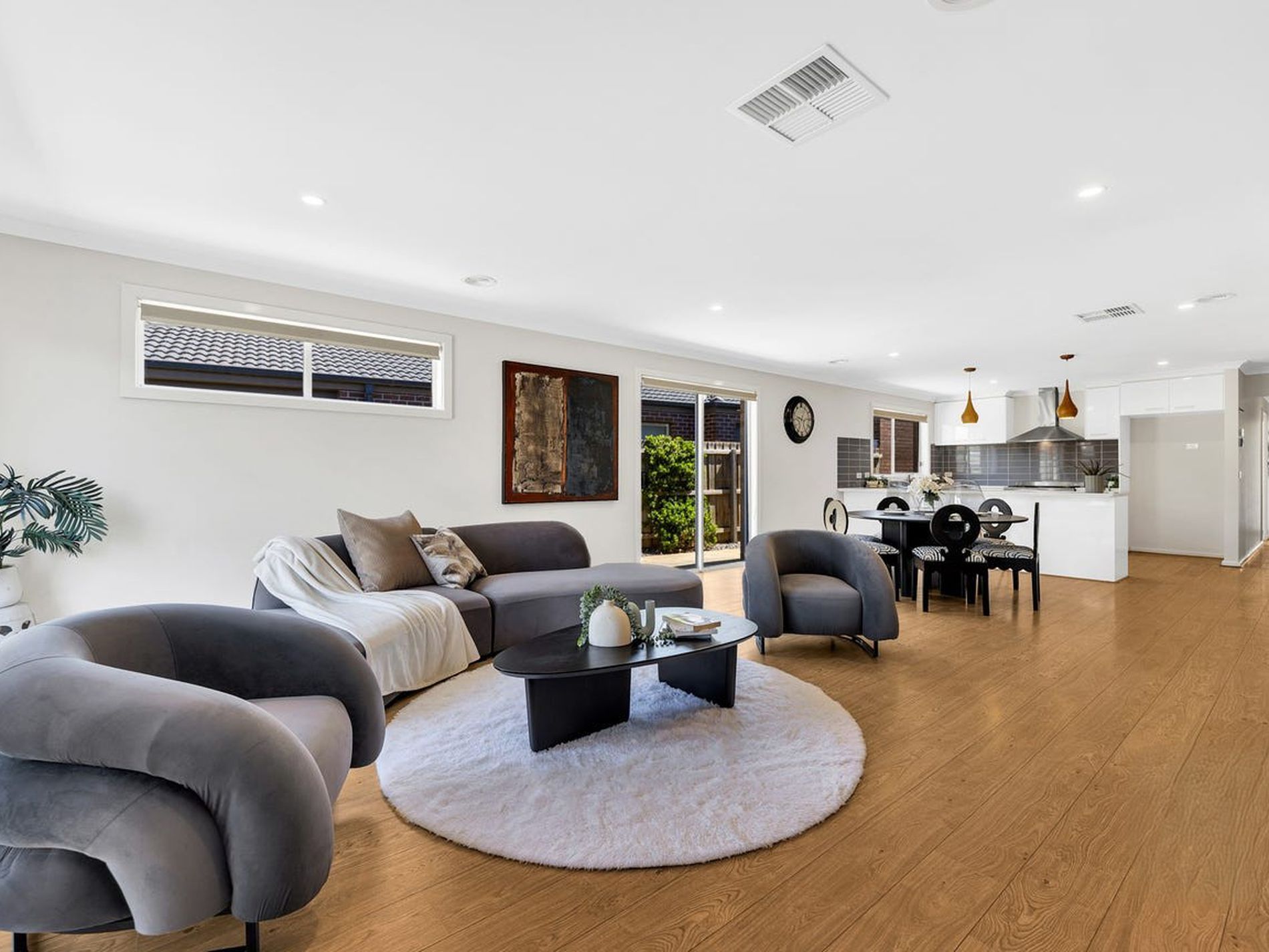 13 Edwin Close, Manor Lakes