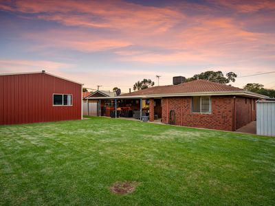 6 Carroll Place, Hannans