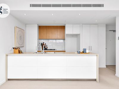 835 / 17 Chatham Road, West Ryde