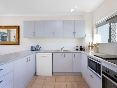 209 / 219-225 Mcleod Street, Cairns North