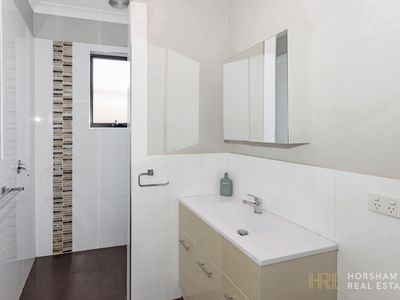 103 Robinson Street, Horsham