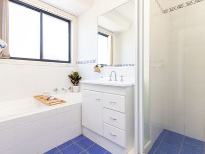 6 Devoy Place, Black Head