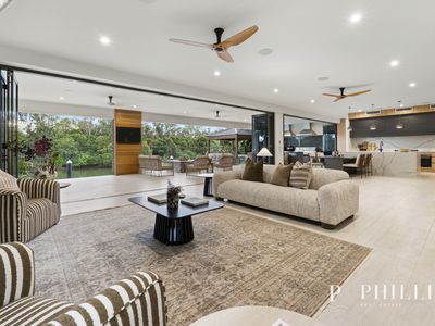2515 Cressbrook Drive , Hope Island