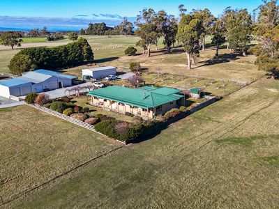 785 Elphinstone Road, Cressy