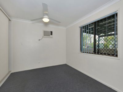 33-35 Roland Court, Peak Crossing