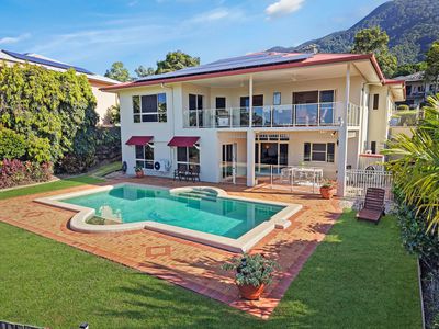 60 Daphne Drive, Redlynch