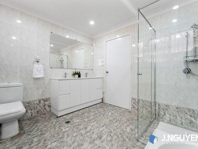 24 Buranda Crescent, St Johns Park