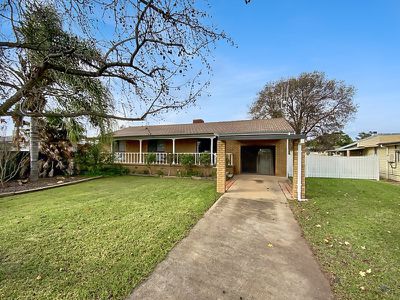 44 Show Street, Forbes