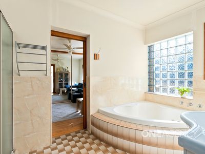 15 Basin View Parade, Basin View