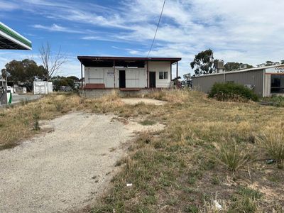 36 WESTERN ROAD, Macleay Island