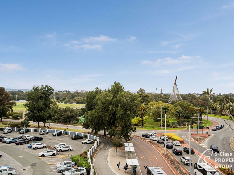213 / 8 Moreau Parade, East Perth