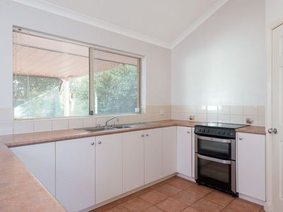 4A Mettam Close, Boulder