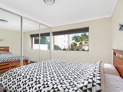6 / 11 Flinders Street, Wollongong