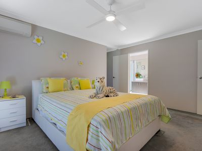 18 Eldorado Loop, Meadow Springs
