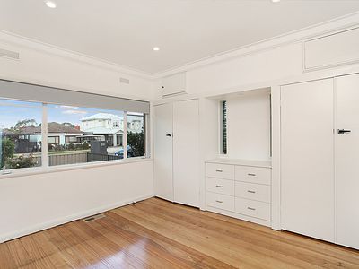 126 Woods Street, Newport