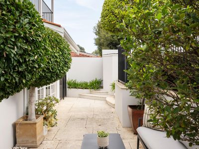 10 Seymour Avenue, Dianella