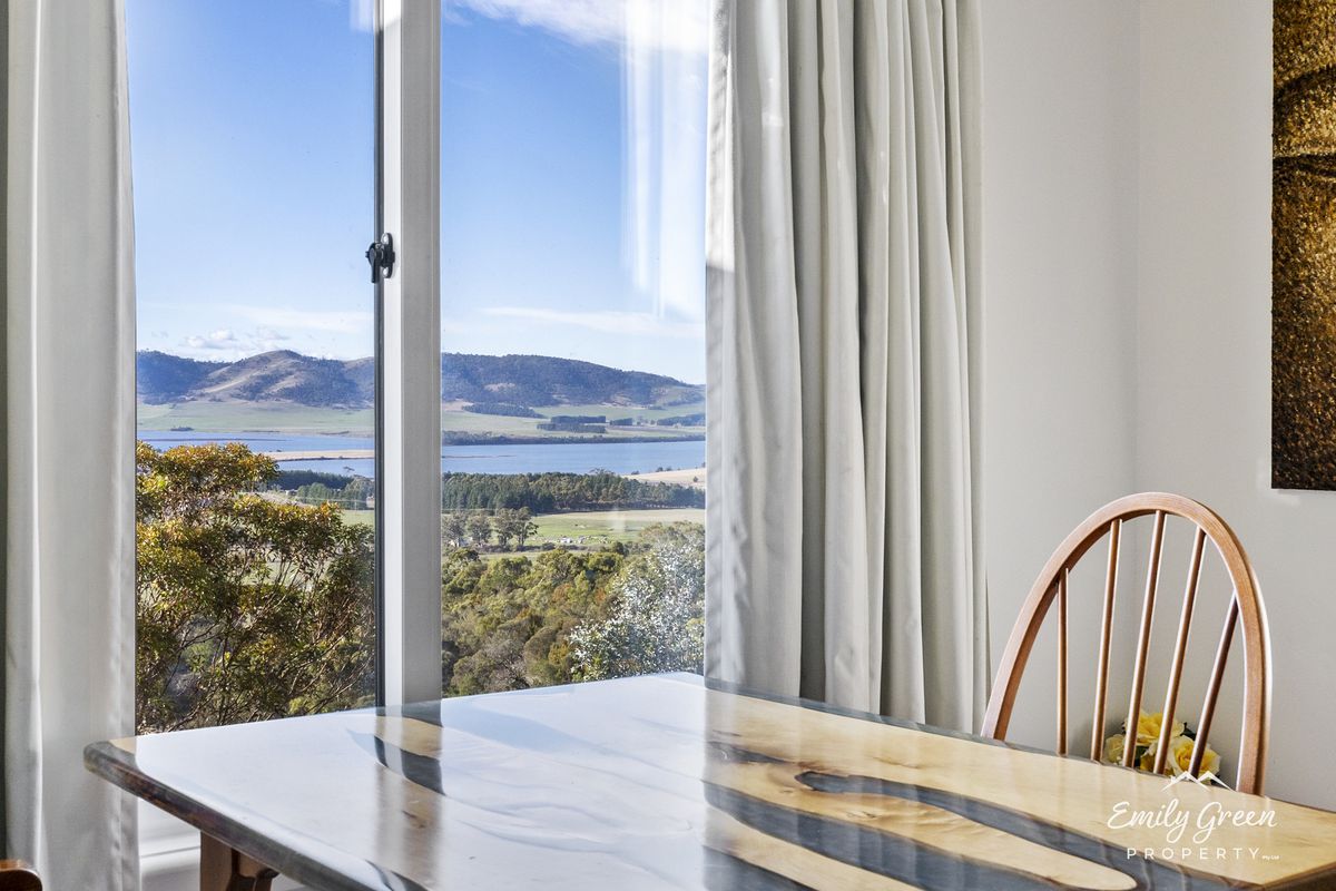 69 George Street, Dulcot