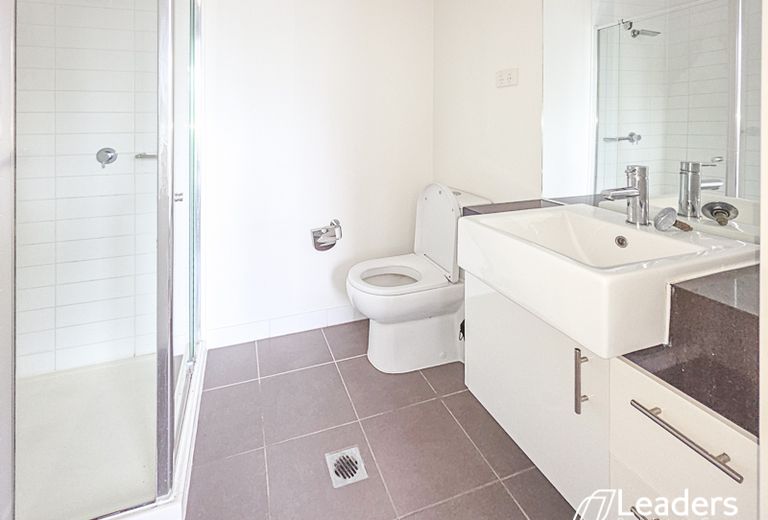 2603 / 8 EXPLORATION LANE, Melbourne