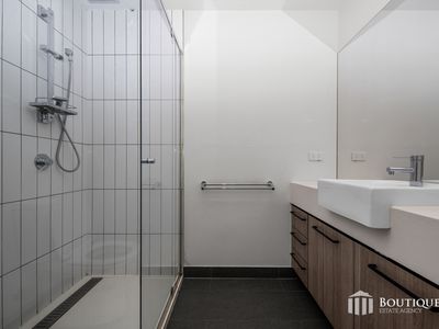 114 / 30 Oleander Drive, Mill Park