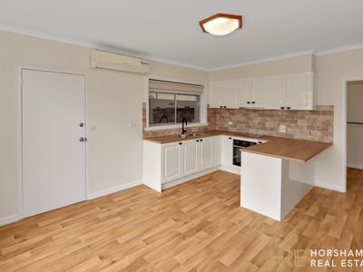 1 / 5 Wilson Street, Horsham
