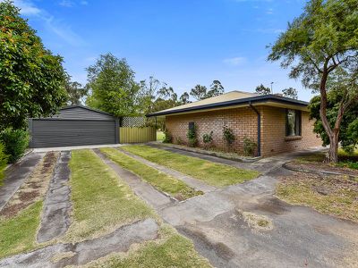 27 Matheson Road , Millicent