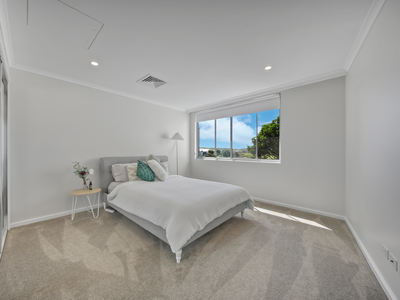 8 Huntingdale Drive, Magenta