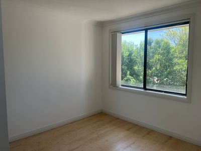 10 Malouf Street, Canley Heights