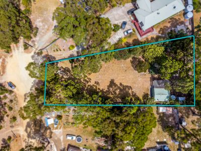 34 Cray Point Parade, Eggs And Bacon Bay