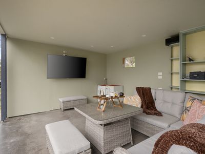 10 Tuan Lane, Longwood