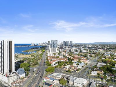 9 / 161 Marine Parade, Southport