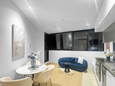 1401 / 555 Swasnton Street, Carlton