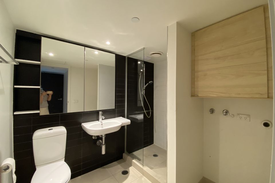 922 / 572 St Kilda Road, Melbourne