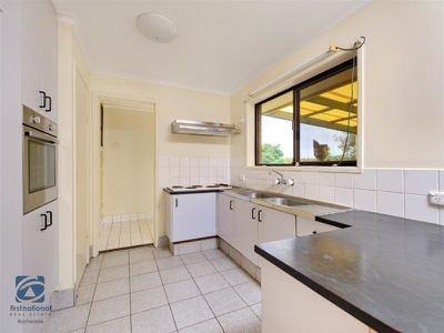 9 Knightsbridge Crescent, Rochedale South