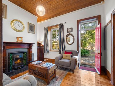 198 Princes Highway, Port Fairy