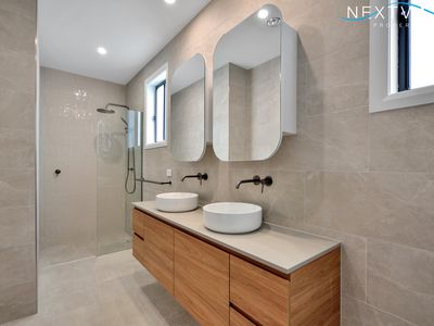 8 / 100 St James Road, New Lambton