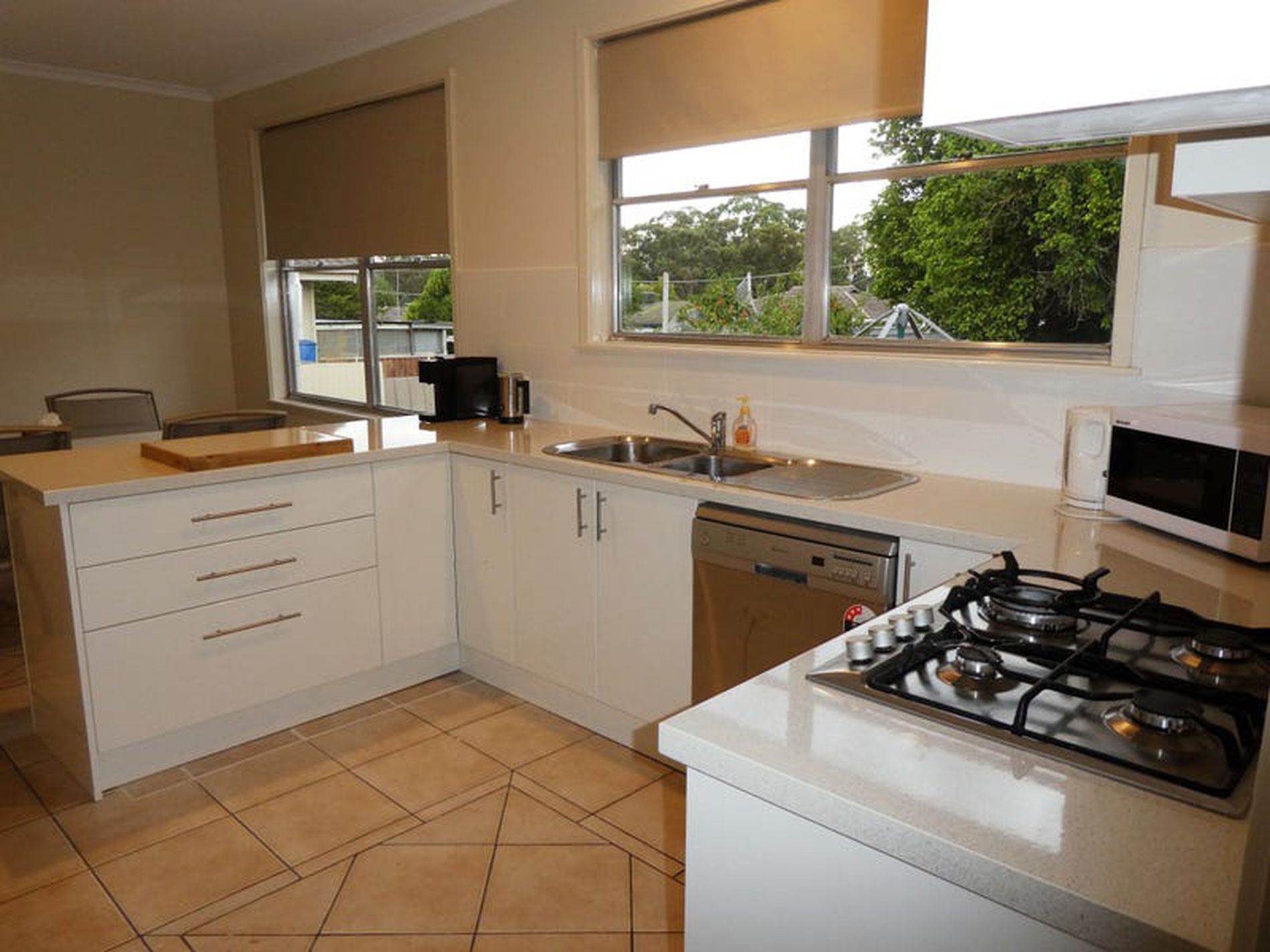 8 Sinclair Cres, Seymour