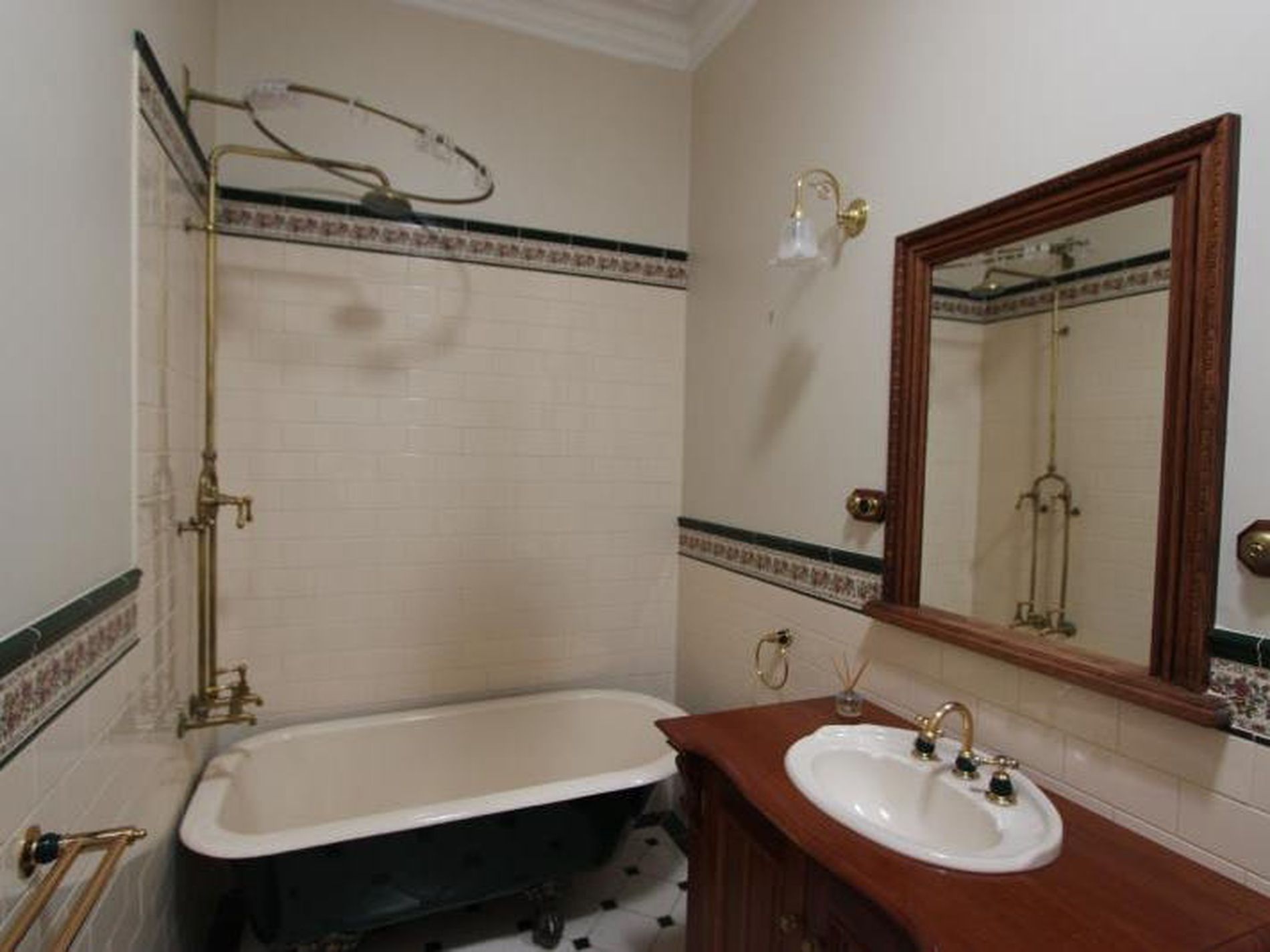 20 Sydney Avenue, Geelong