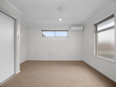 2 / 23 Symons Avenue , Hoppers Crossing