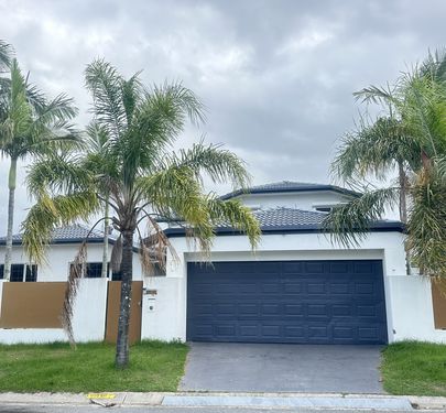 16 Saxonvale Terrace, Mermaid Waters