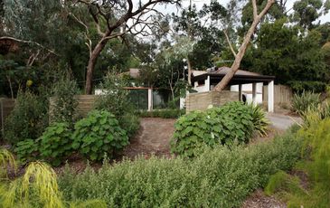 1 Burton Road, Beaconsfield Upper