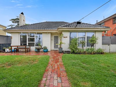 1 / 45 Albenca Street, Mentone