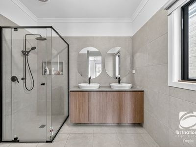 12 Orlov Street , Aintree